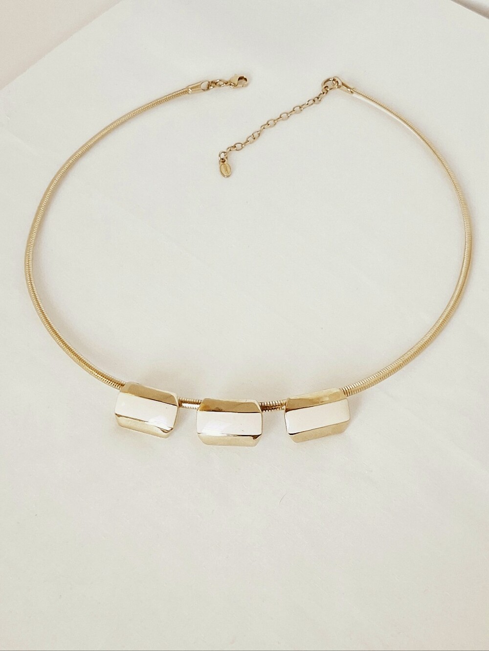 Monet | 1950’s | Collar Necklace | Gold and cream accents